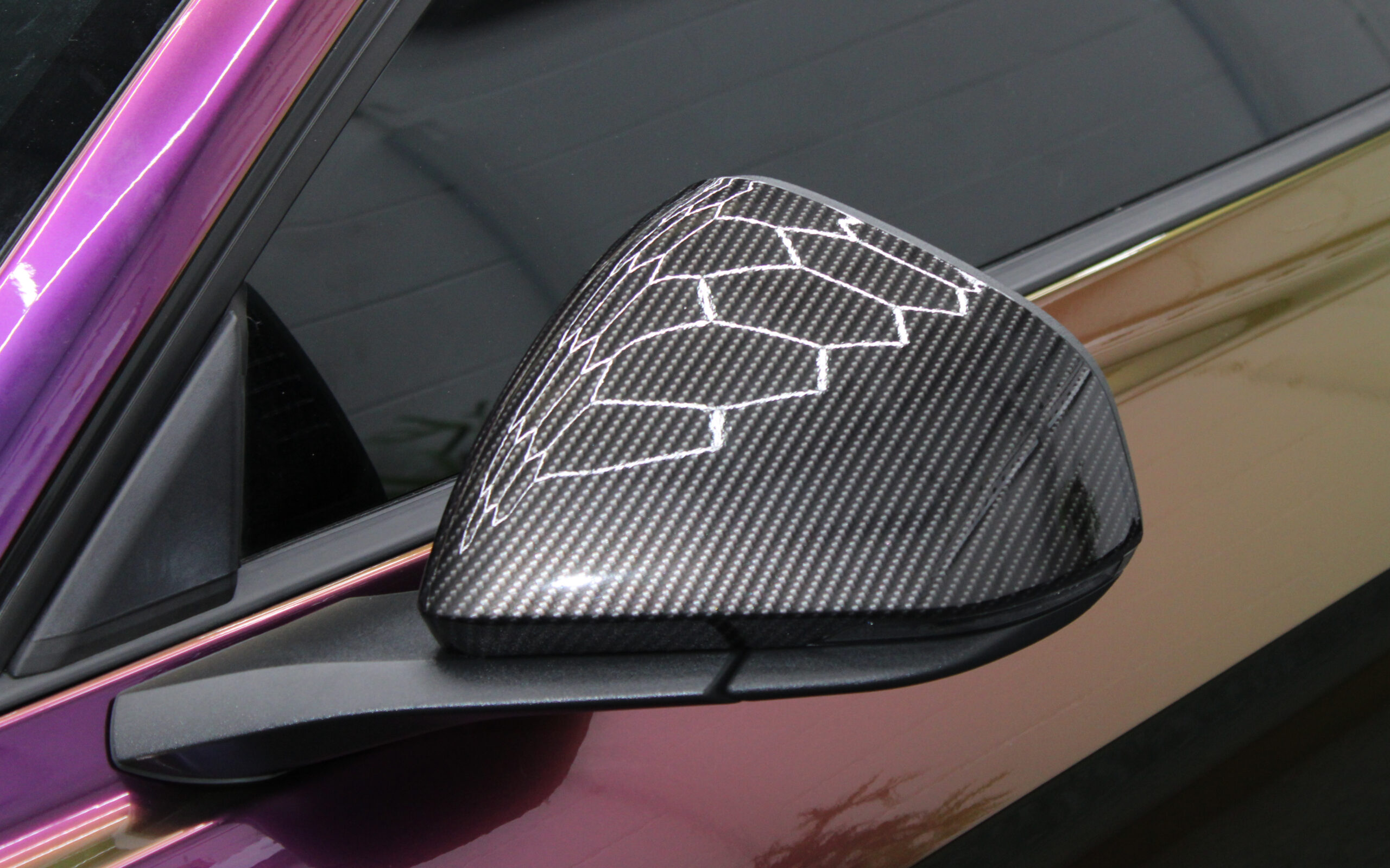 Ford Mustang – Gloss Twill Weave Carbon