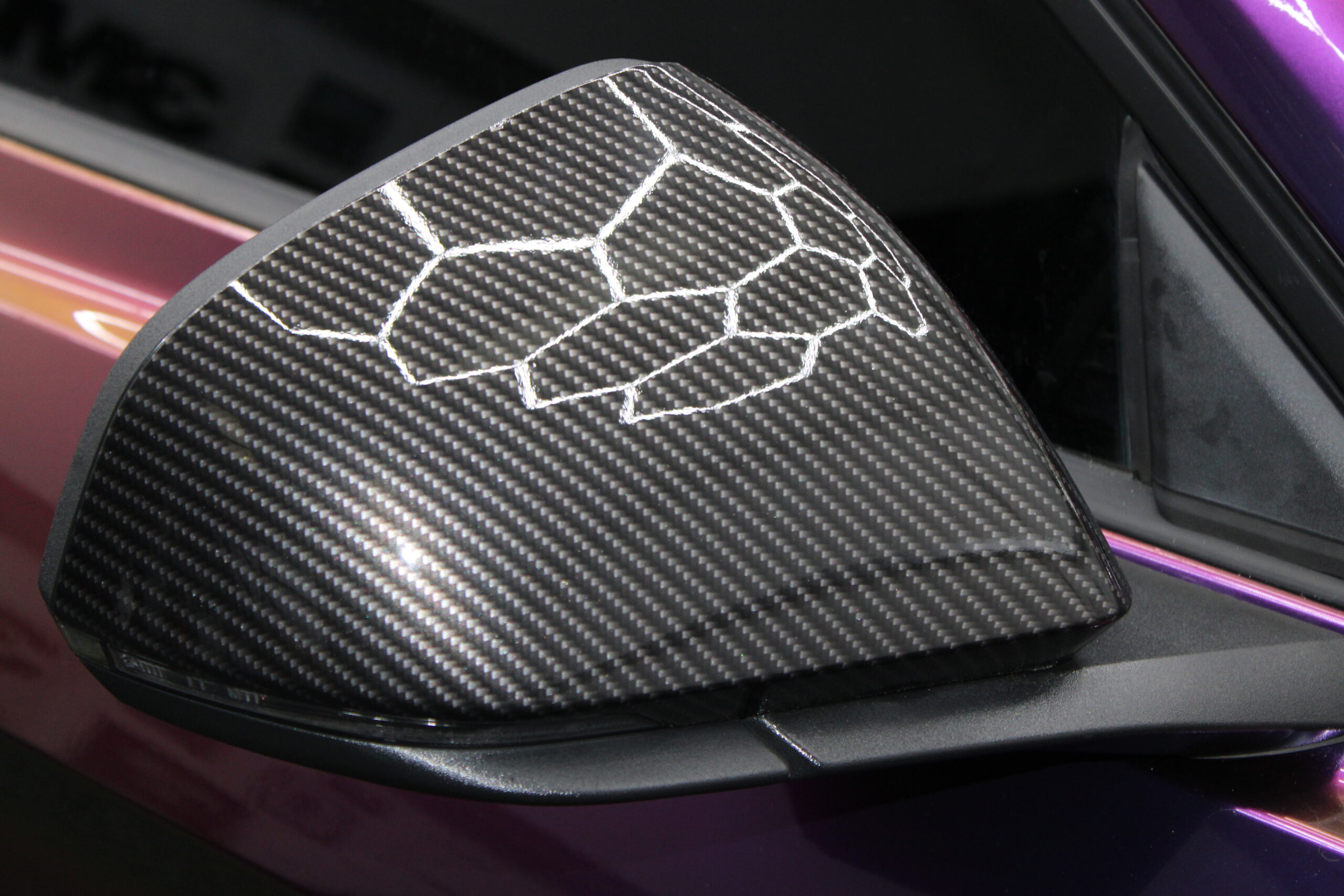 Ford Mustang – Gloss Twill Weave Carbon